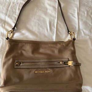 Women’s small Michael Kors purse